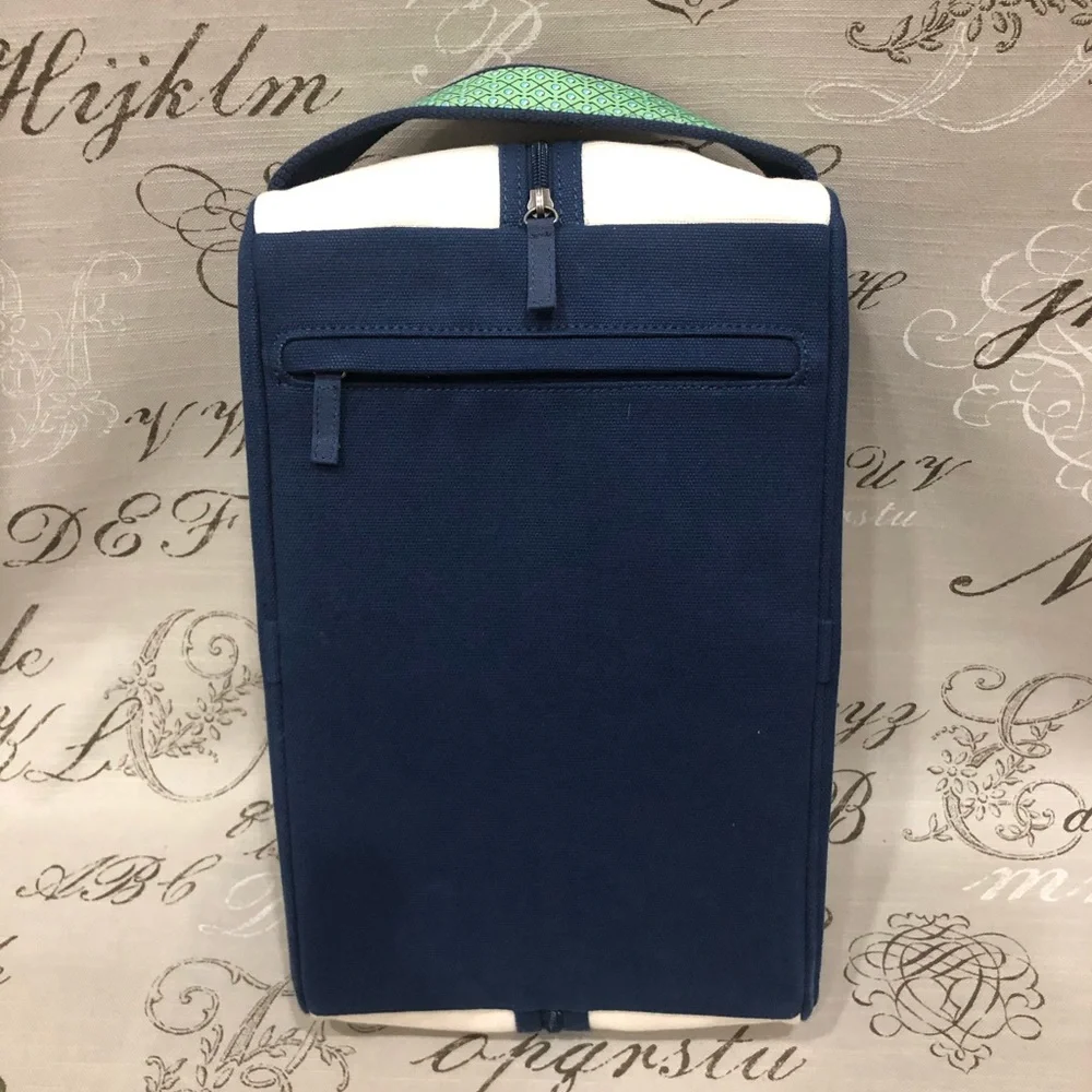 Vineyard Vines White and Navy Travel Bag - Picture 3 of 7
